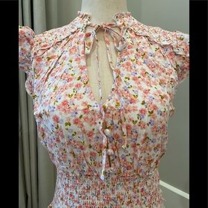 BRAND NEW BEAUTIFUL & CUTE FLOWER PRINT RUFFLE TOP